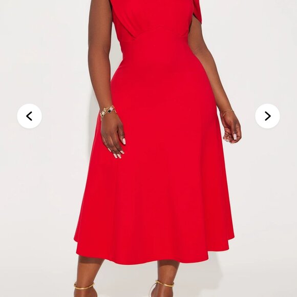 Red dress - Picture 1 of 5